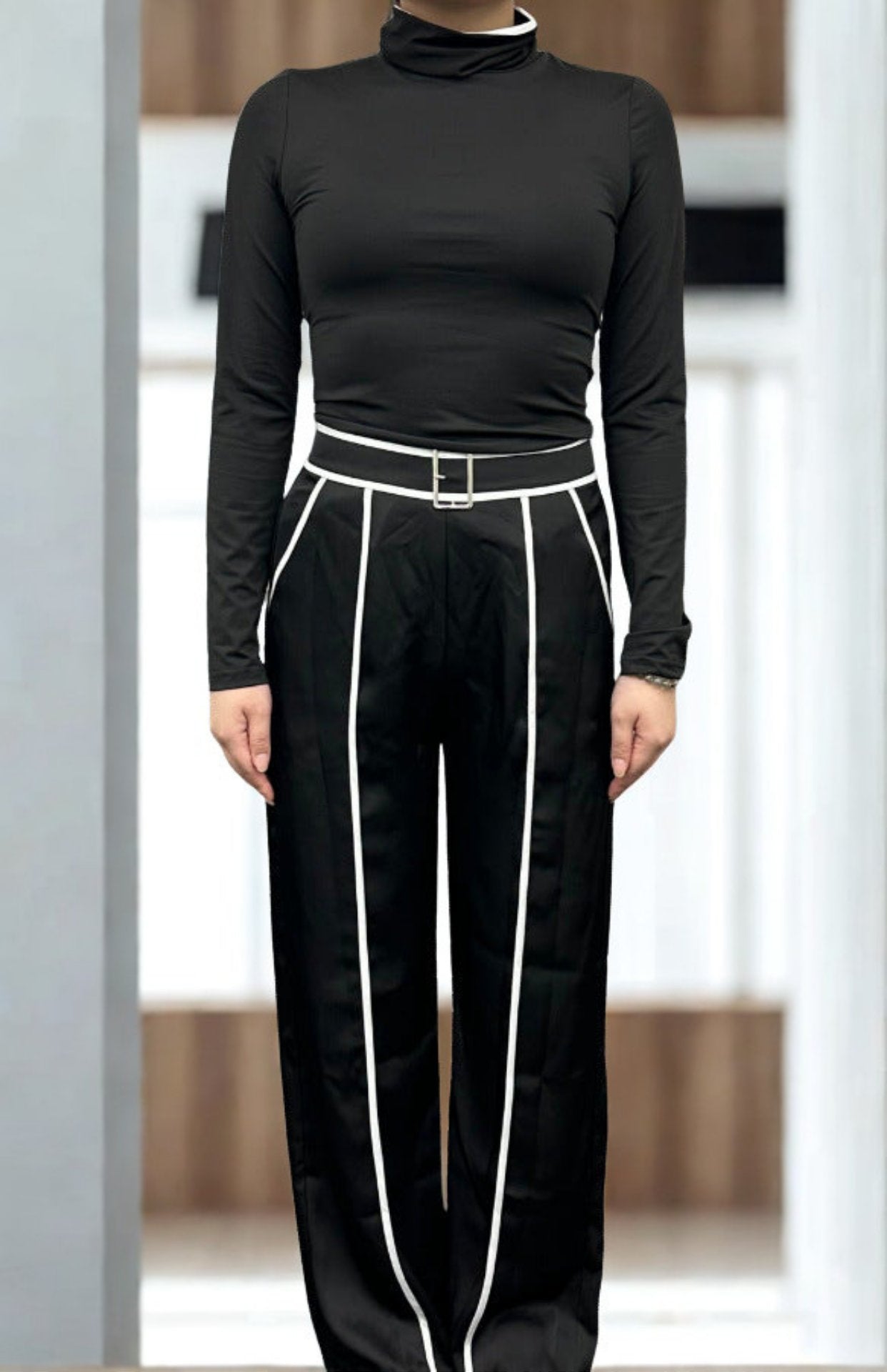 Elegant Stand Collar Contrast Binding Knit Set – Two-Piece Wide-Leg Trouser Suit by SEVHENN - CJ