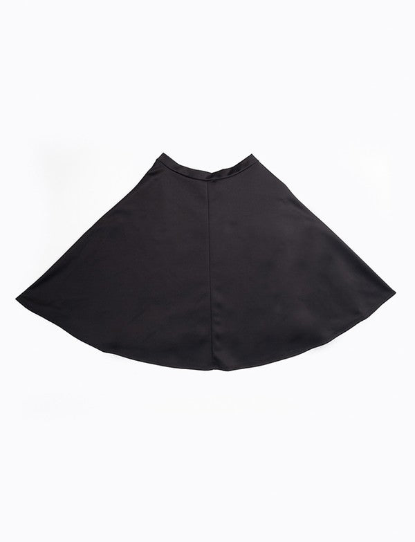 Knee-Length Circle Skirt with Side Seam Pockets