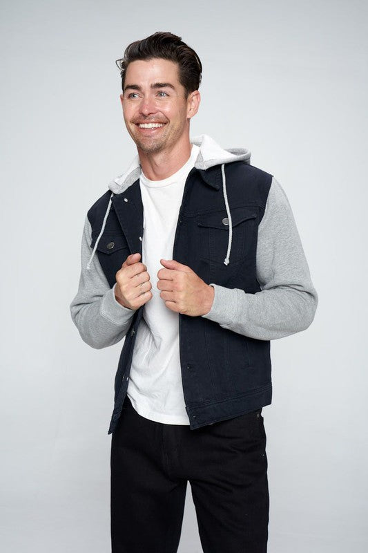 The All-Rounder: Men’s Hybrid Denim Jacket with Contrast Fleece Hoodie & Sleeves