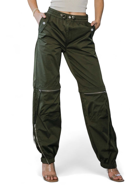 Women's Baggy Cargo Pants – Elastic Waist, Drawstring & Zip Pockets Olive