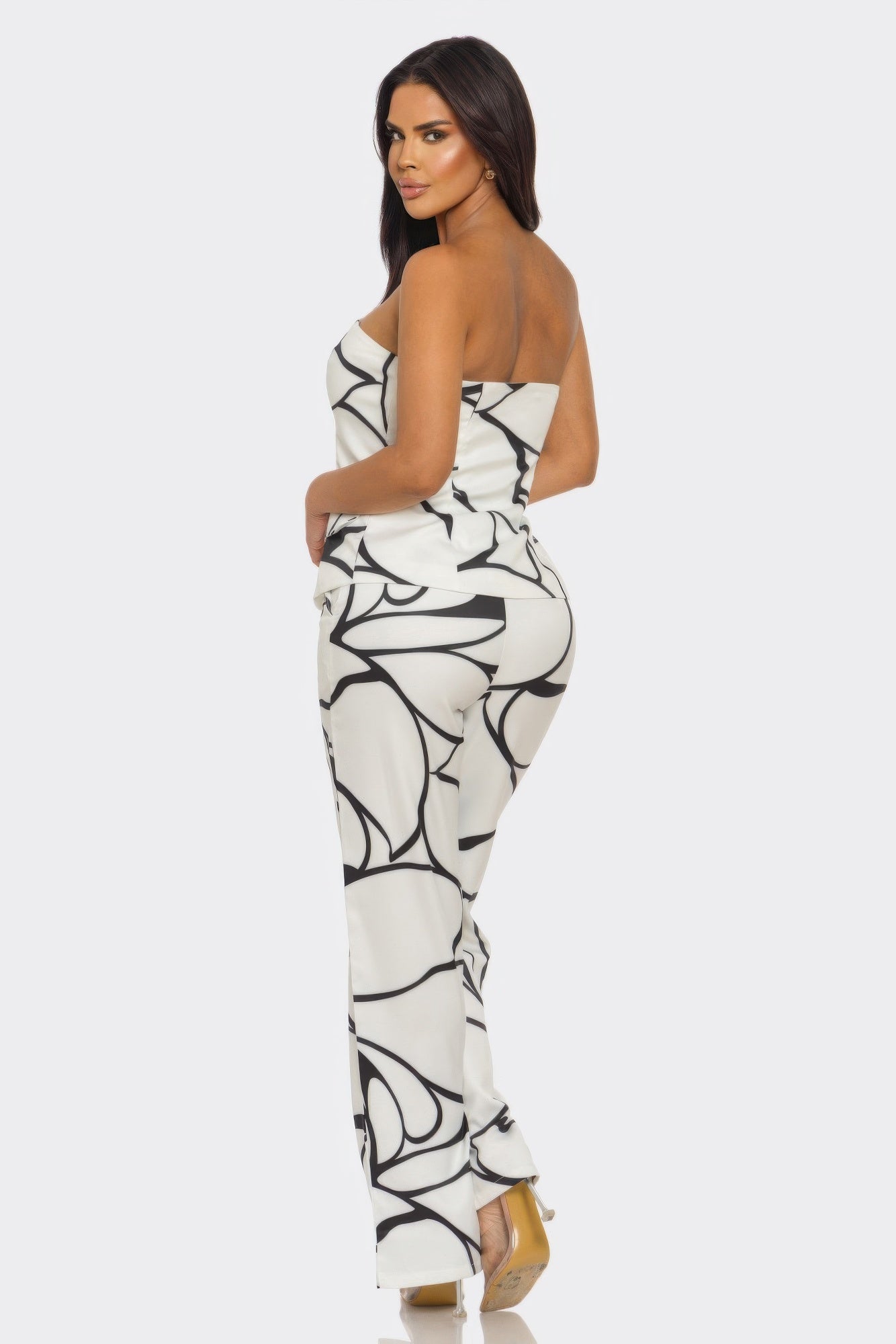 Abstract Motion Two-Piece Set – Strapless Peplum Top & Wide-Leg Trousers