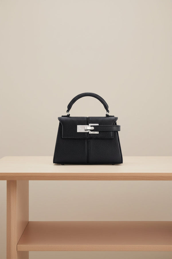 Trapezoidal Leather Shoulder Bag – Structured Luxury Crossbody Handbag