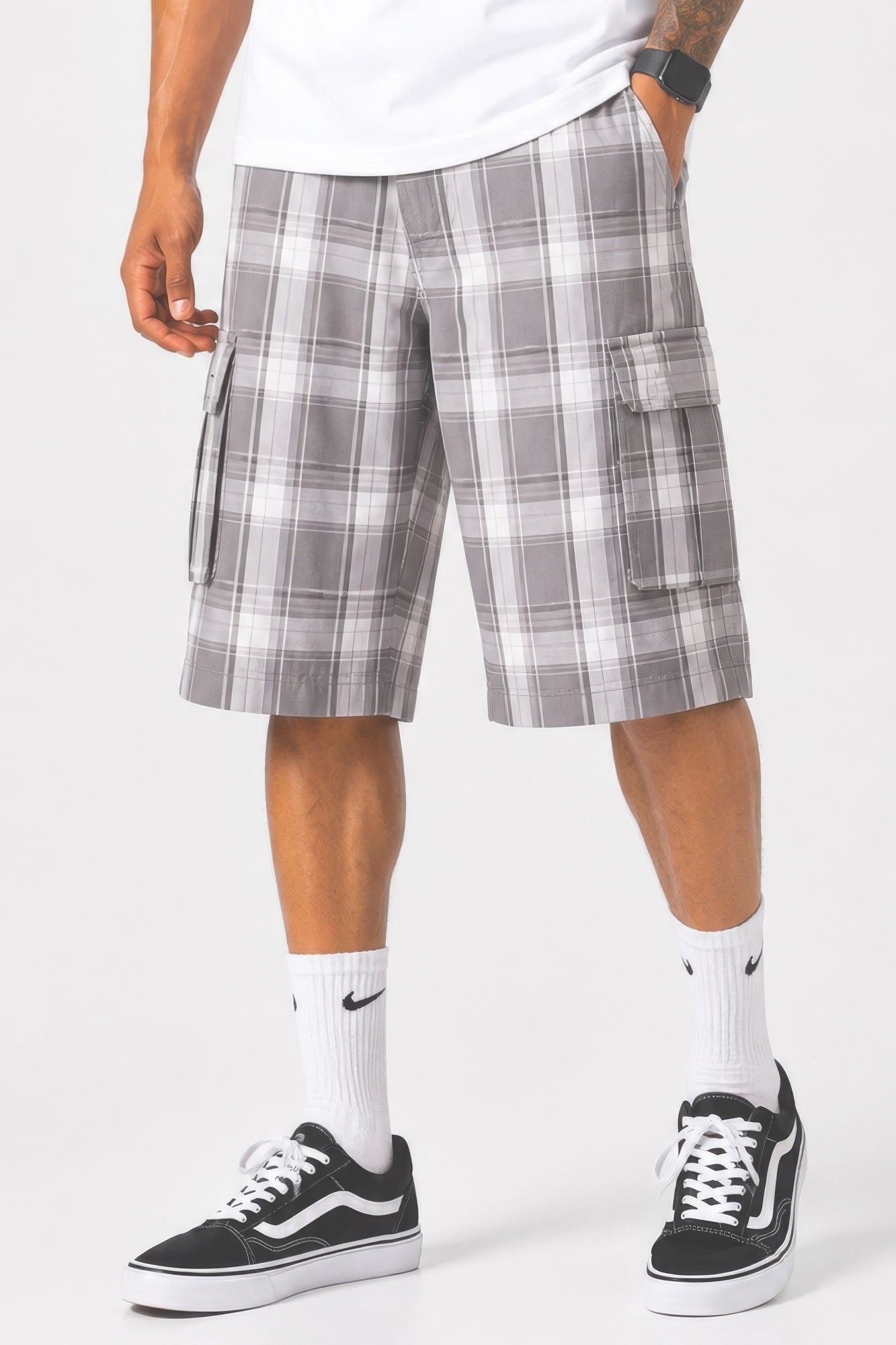 Mens Checkered Baggy Cargo Shorts Light Grey